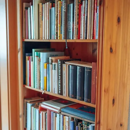 Gaestewohnung Sebastian Грундльзее